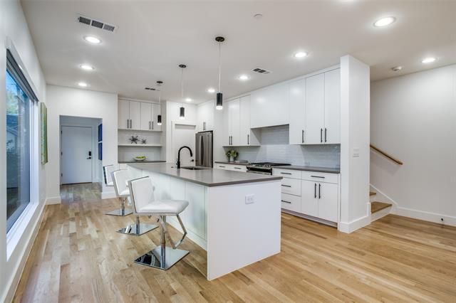 Building Photo - 3212 Rosedale Ave