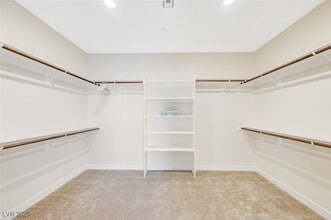 Building Photo - 510 Duvet Ct