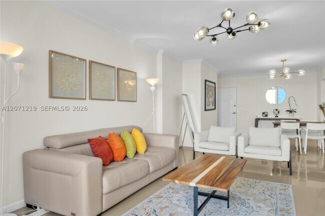 Building Photo - 2501 S Ocean Dr