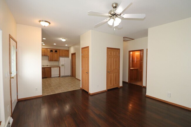 Foto del edificio - Spacious Home for rent!