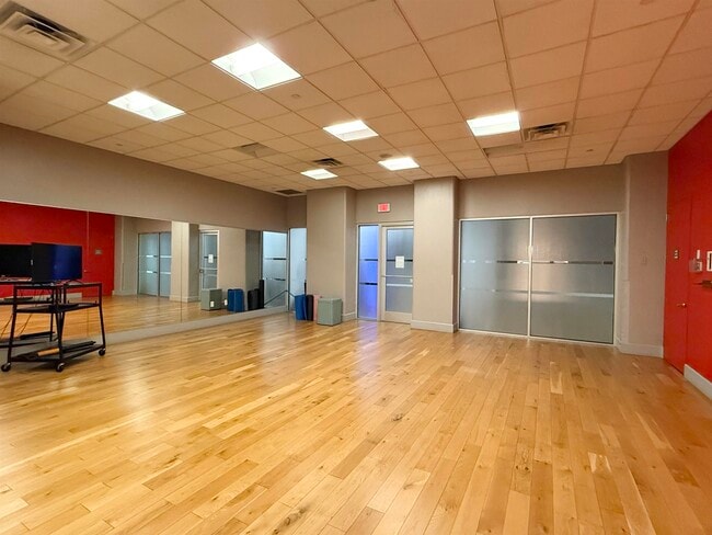 Building Photo - 50 DEY St
