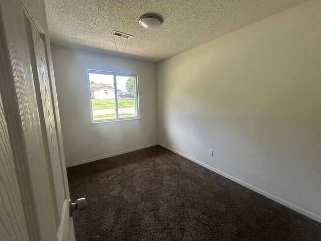 Foto del edificio - Newly Updated 3 bed 1 bath house.