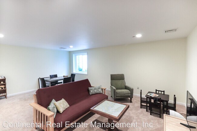 Foto del edificio - 3 br, 3.5 bath House - 222 Wiltree Court