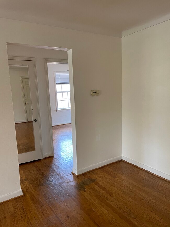 Building Photo - 41 Brighton Way