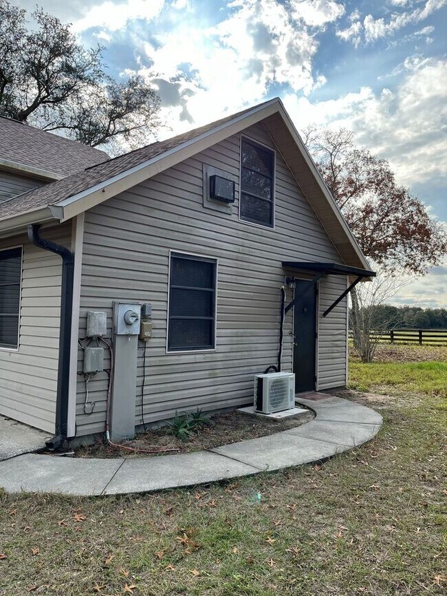 Building Photo - 15350 SE 90 CT