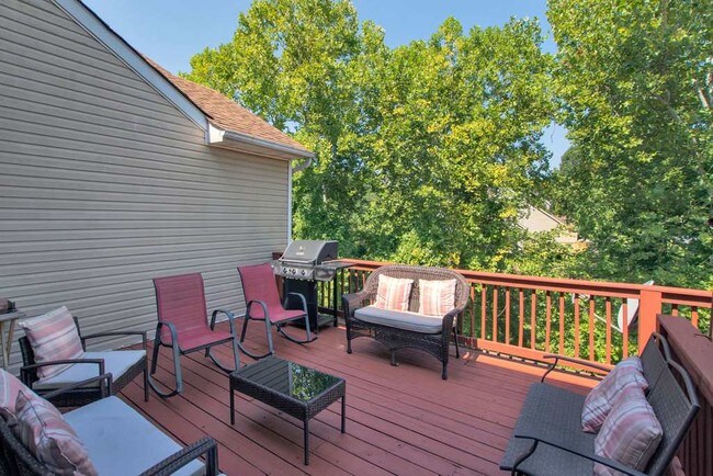 Foto del edificio - 120 Sundrops Ct