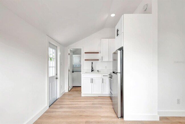 Building Photo - 1508 27th Ave N