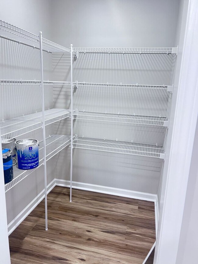 Foto del edificio - 631 Clary St