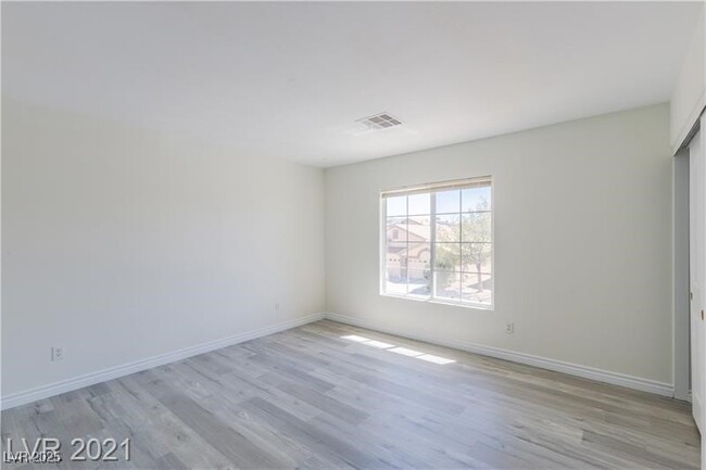 Building Photo - 1904 Imola Ct