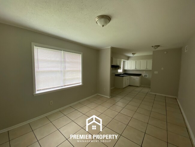 Foto del edificio - 4254 Windermere Rd