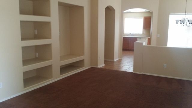Foto del edificio - 122 N 126th Ave