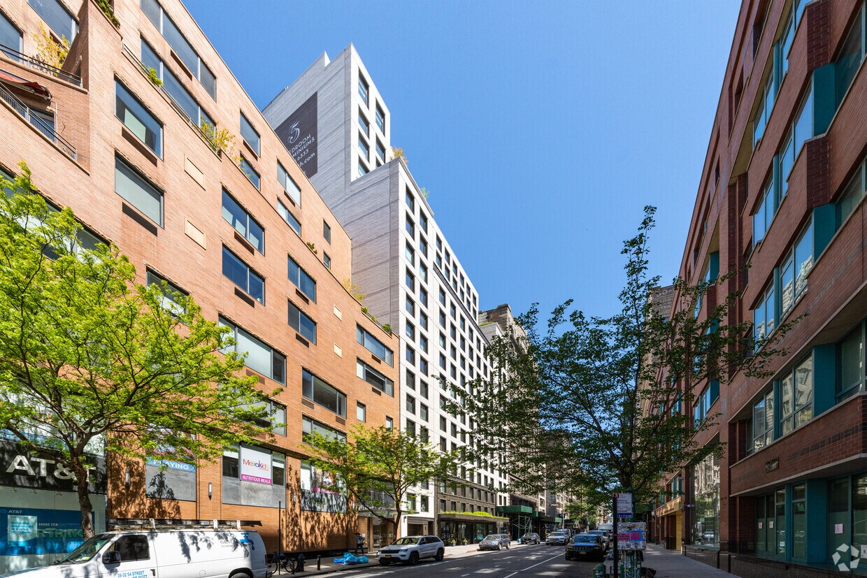 Foto principal - 55-61 W 17th St