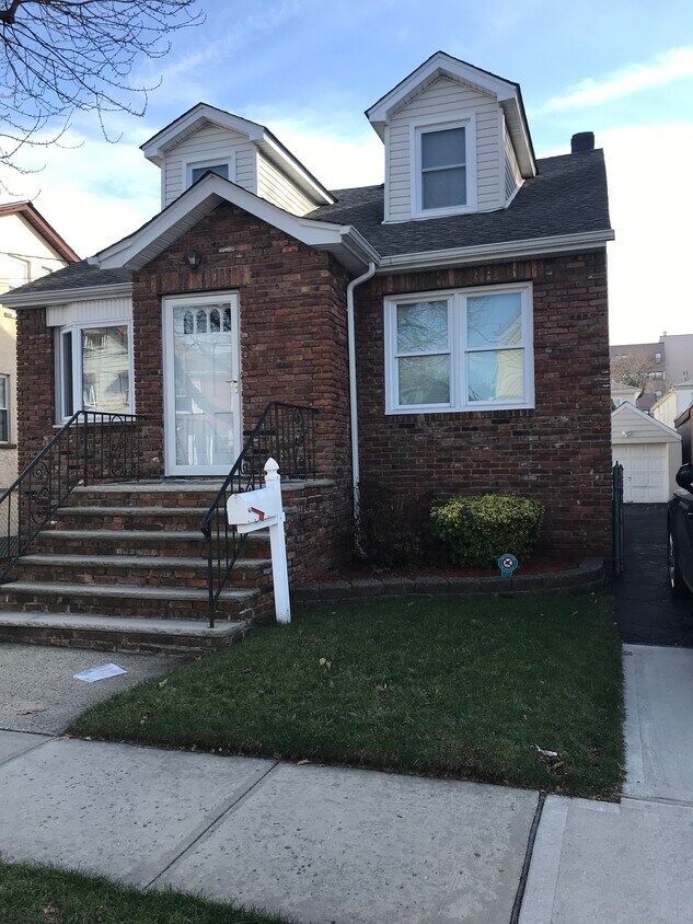768 7th St, Secaucus, NJ 07094 House Rental in Secaucus, NJ
