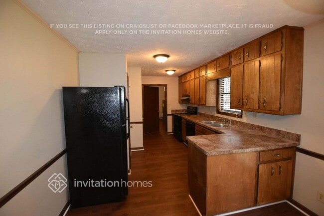 Building Photo - 2160 Flowery Branch Rd