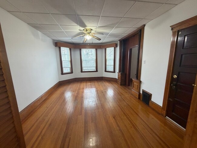 Foto del edificio - 1114 Bennington St