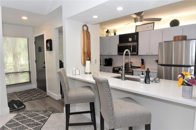 Photo - 1716 Glenhouse Dr