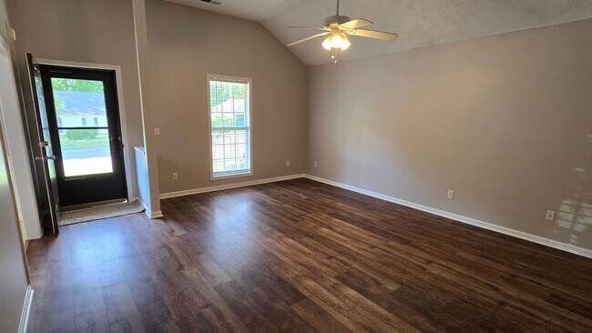 Building Photo - North Jackson