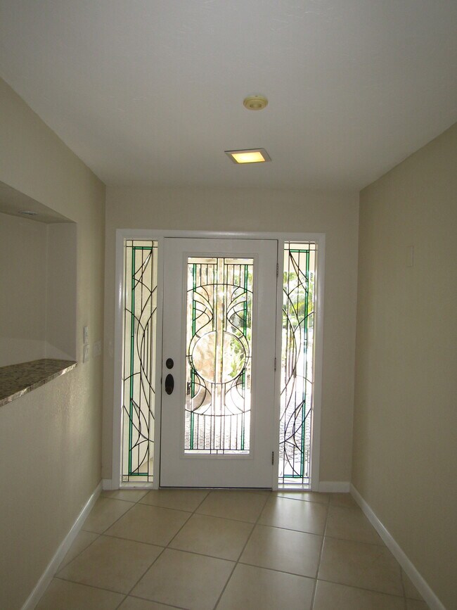 Building Photo - 468 Bellini Cir