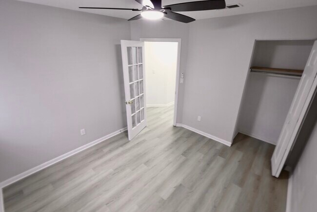 Foto del edificio - 1190 Hazel St