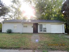 Building Photo - 5801 Westhaven Dr