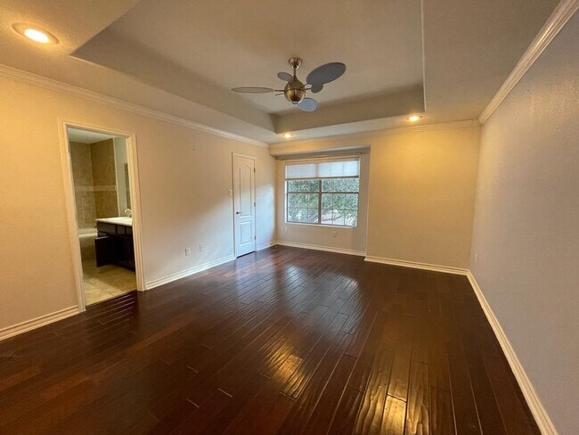 Foto del edificio - 9813 Sandhill Dr