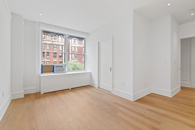 Building Photo - 838 West End Ave