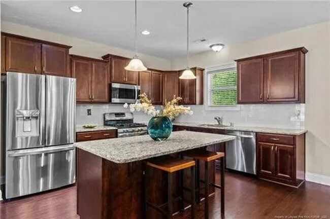 Building Photo - 70 Tanawha Ct