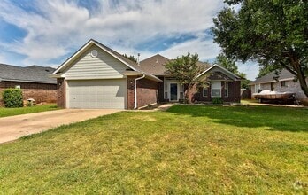 Building Photo - 1805 Lois Lynn Ln