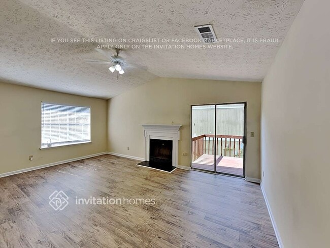 Foto del edificio - 2795 Wildflower Ln SW