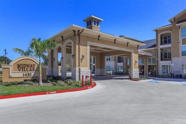Building Photo - 1430 Mile 6 1/2 W