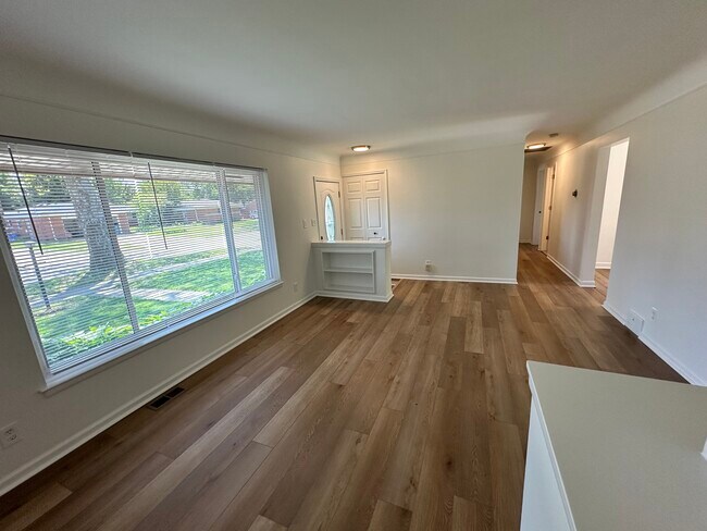 Foto del edificio - Impeccably Clean Warren Ranch!