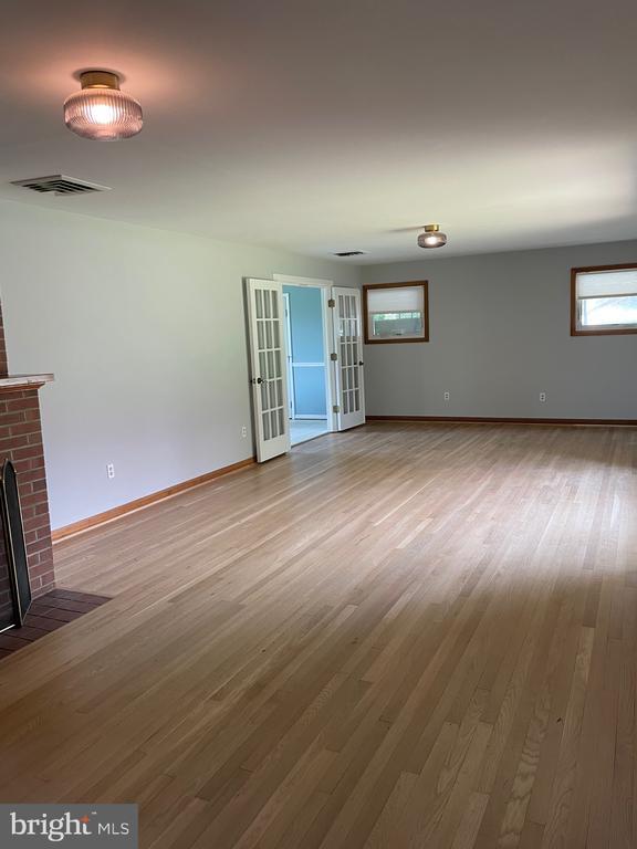 Foto del edificio - 21 E Loudoun St