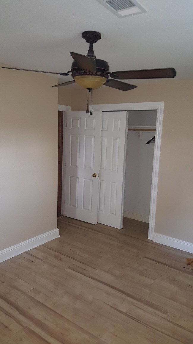 Foto del edificio - 1180 Alton St