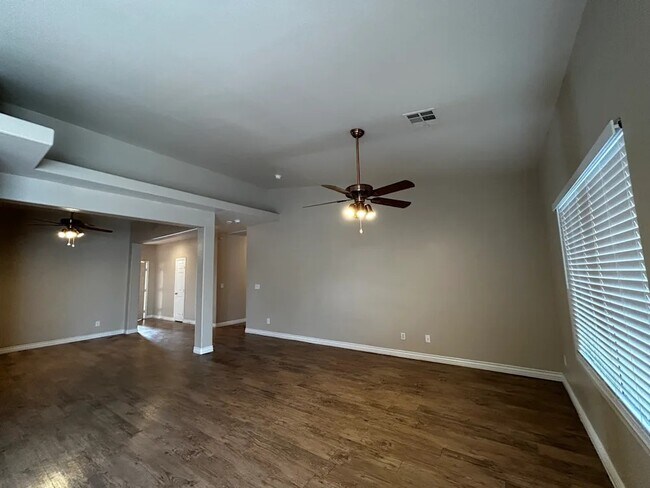 Foto del edificio - 4334 Beach Cliff Ave