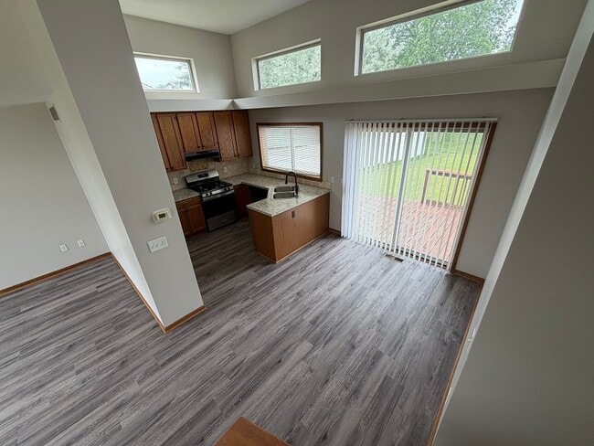 Building Photo - 4541 Brookmeadow Ct SE
