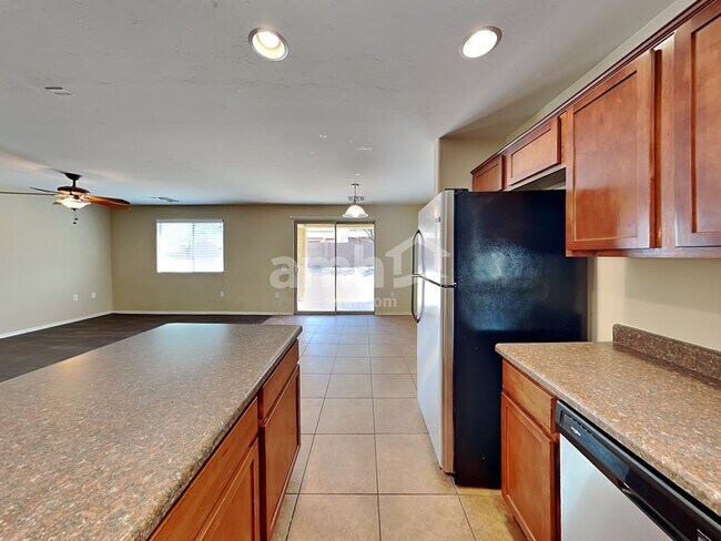 Building Photo - 14376 S Camino El Galan