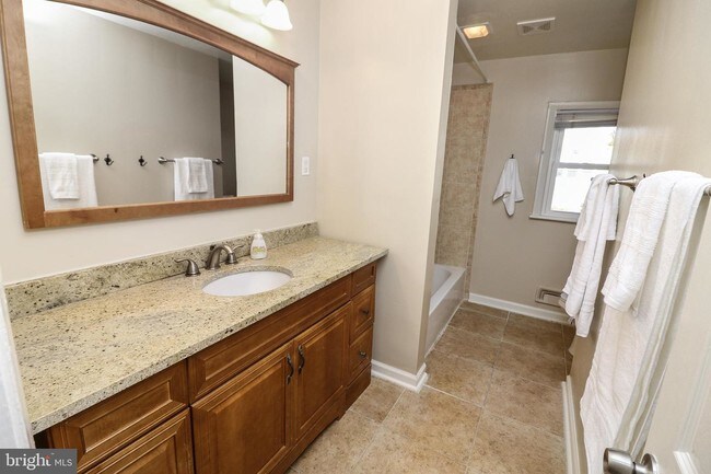 Building Photo - 6714 Van Fleet Dr