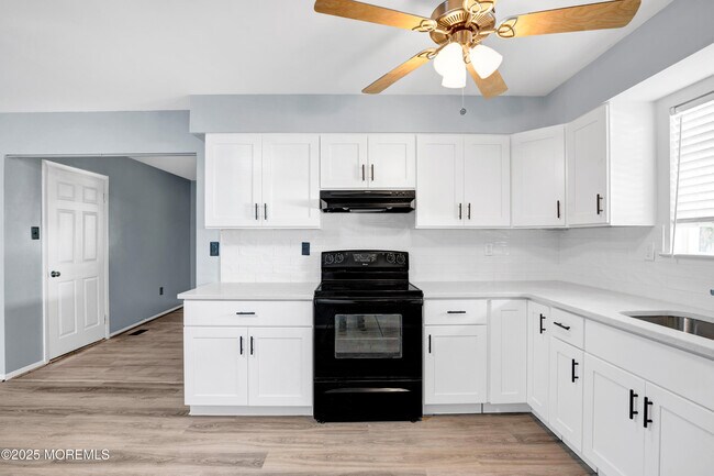 Foto del edificio - 207 Coville Dr