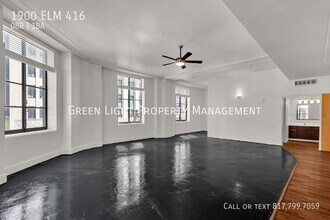 Building Photo - 1900 Elm St