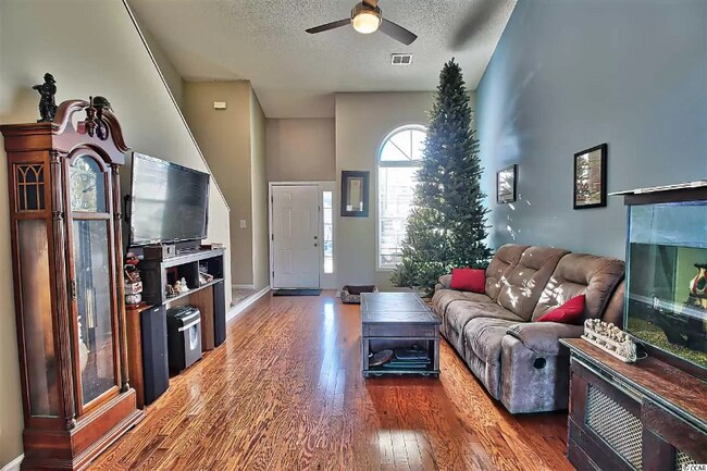 Building Photo - 4584 Hidden Creek Ln