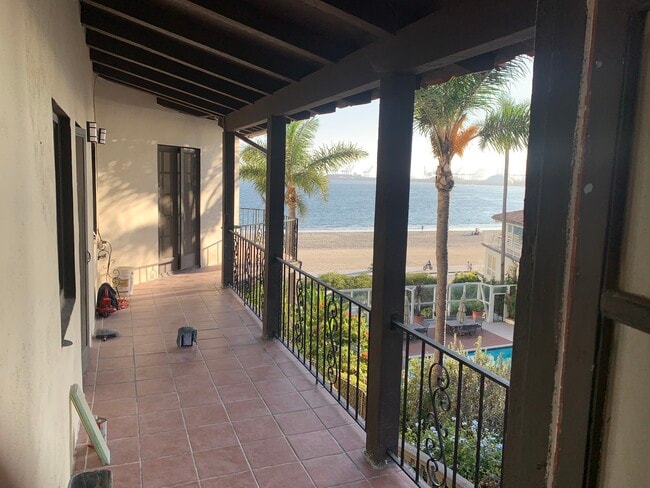 Building Photo - 1804 E Ocean Blvd