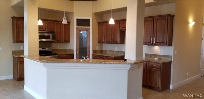 Building Photo - 19 Spanish Bay Dr