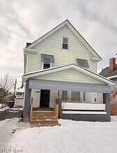 Building Photo - 3308 E 137th St