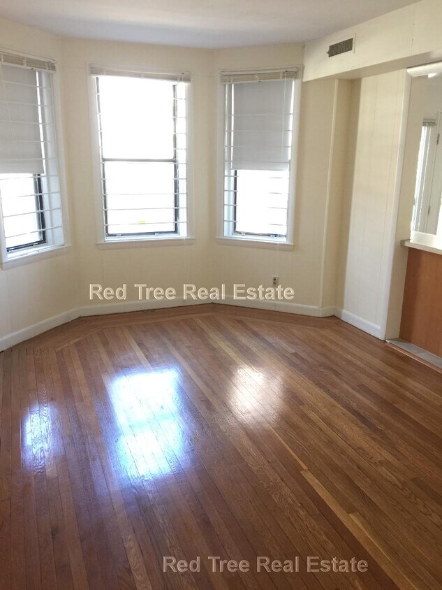 Foto principal - 1133 Commonwealth Ave