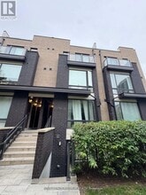 Building Photo - 30 Fieldway Rd