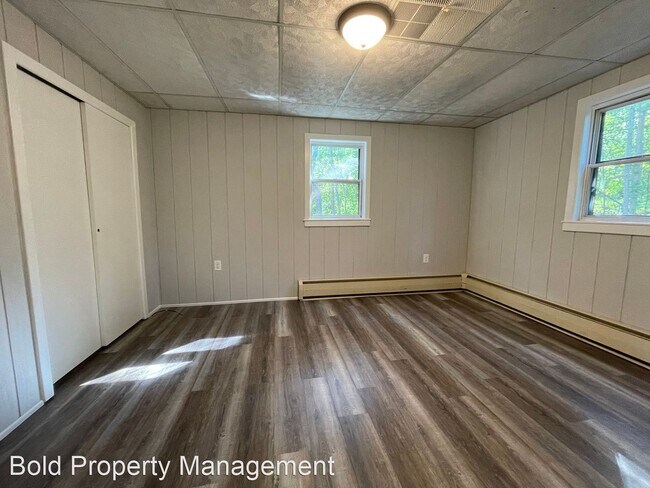 Building Photo - 3 br, 2 bath House - 26 Larch Ln
