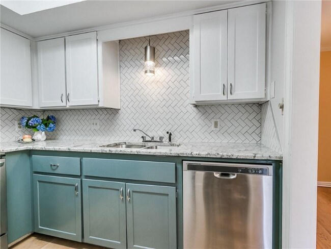 Foto del edificio - 3212 Meadow Ave