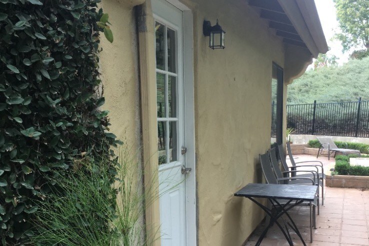 Private entrance - 3708 Gum Tree Glen