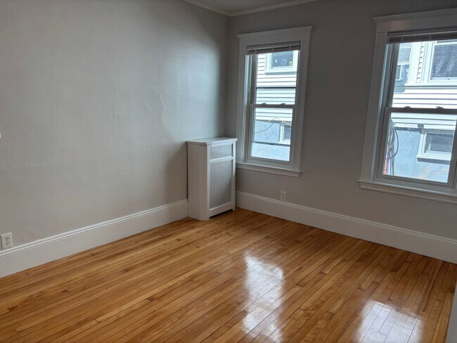 Building Photo - No Brokers Fee. All New, Private Porch, La...