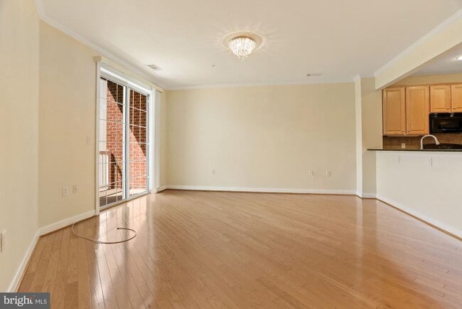Foto del edificio - 400 Cameron Station Blvd